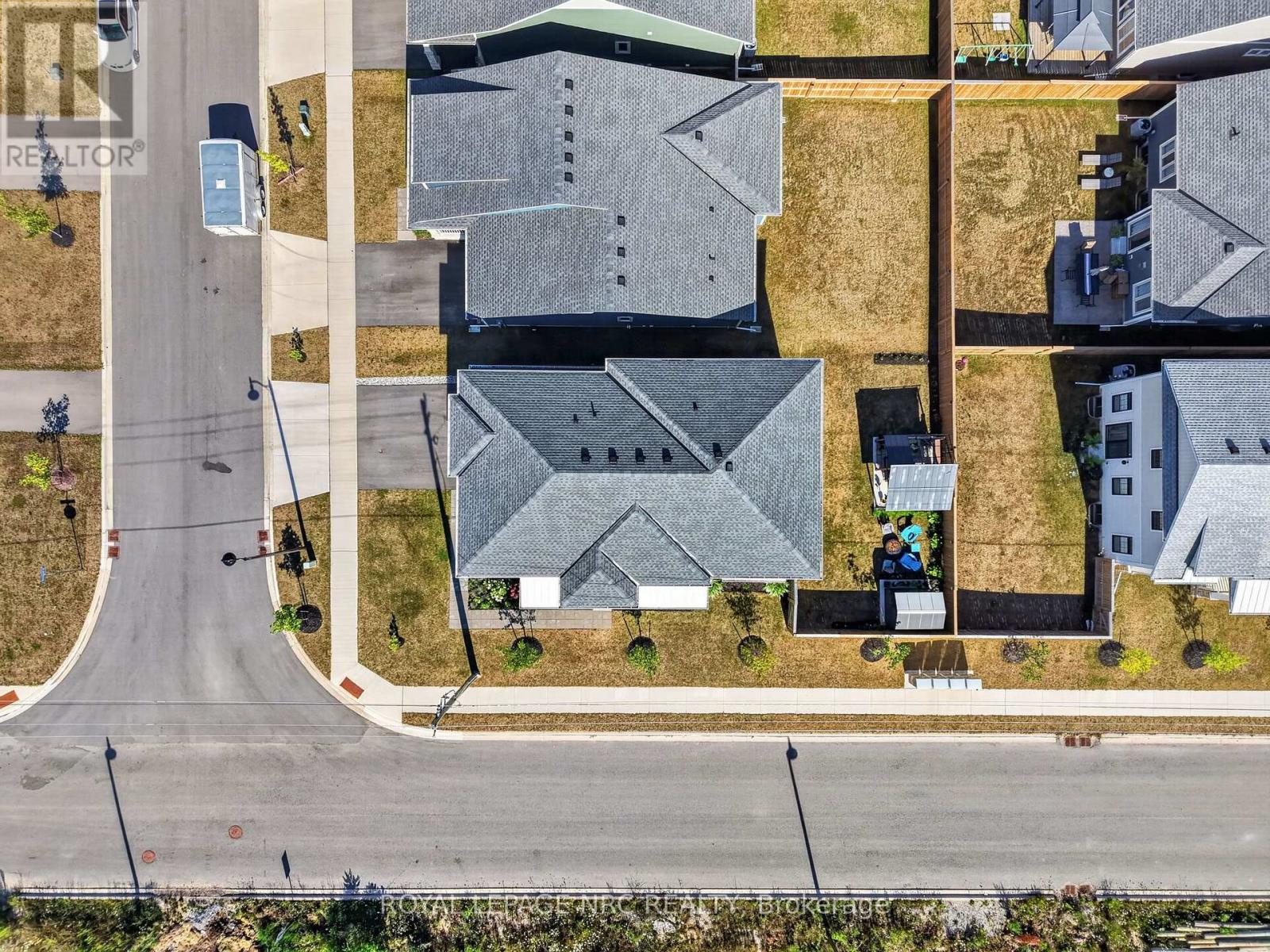 2 Beachwalk Crescent, Fort Erie, Ontario  L0S 1B0 - Photo 49 - X13654142