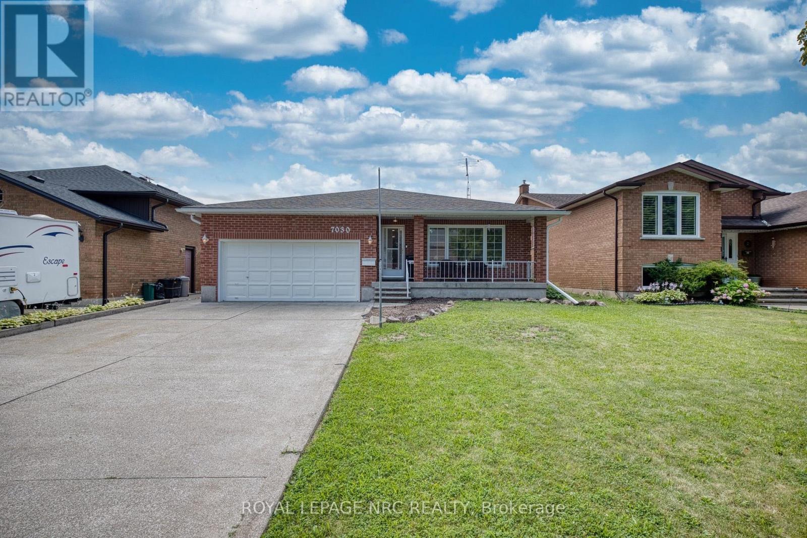 7030 Harovics Lane, Niagara Falls, Ontario  L2G 7S9 - Photo 2 - X13655838