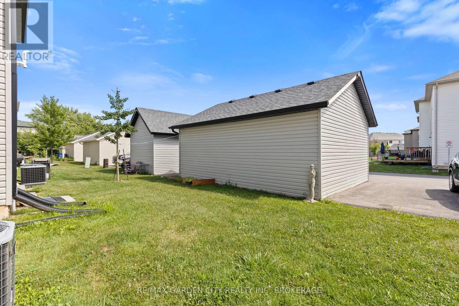 8 - 182 Broadway Lane, Welland, Ontario  L3C 5L5 - Photo 27 - X13655846