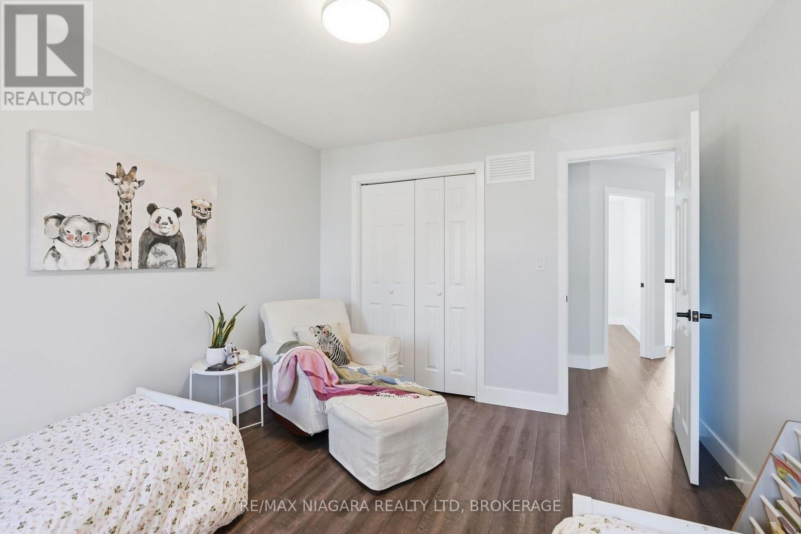 12 Lakeview Avenue, Grimsby, Ontario  L3M 3M1 - Photo 24 - X13656342