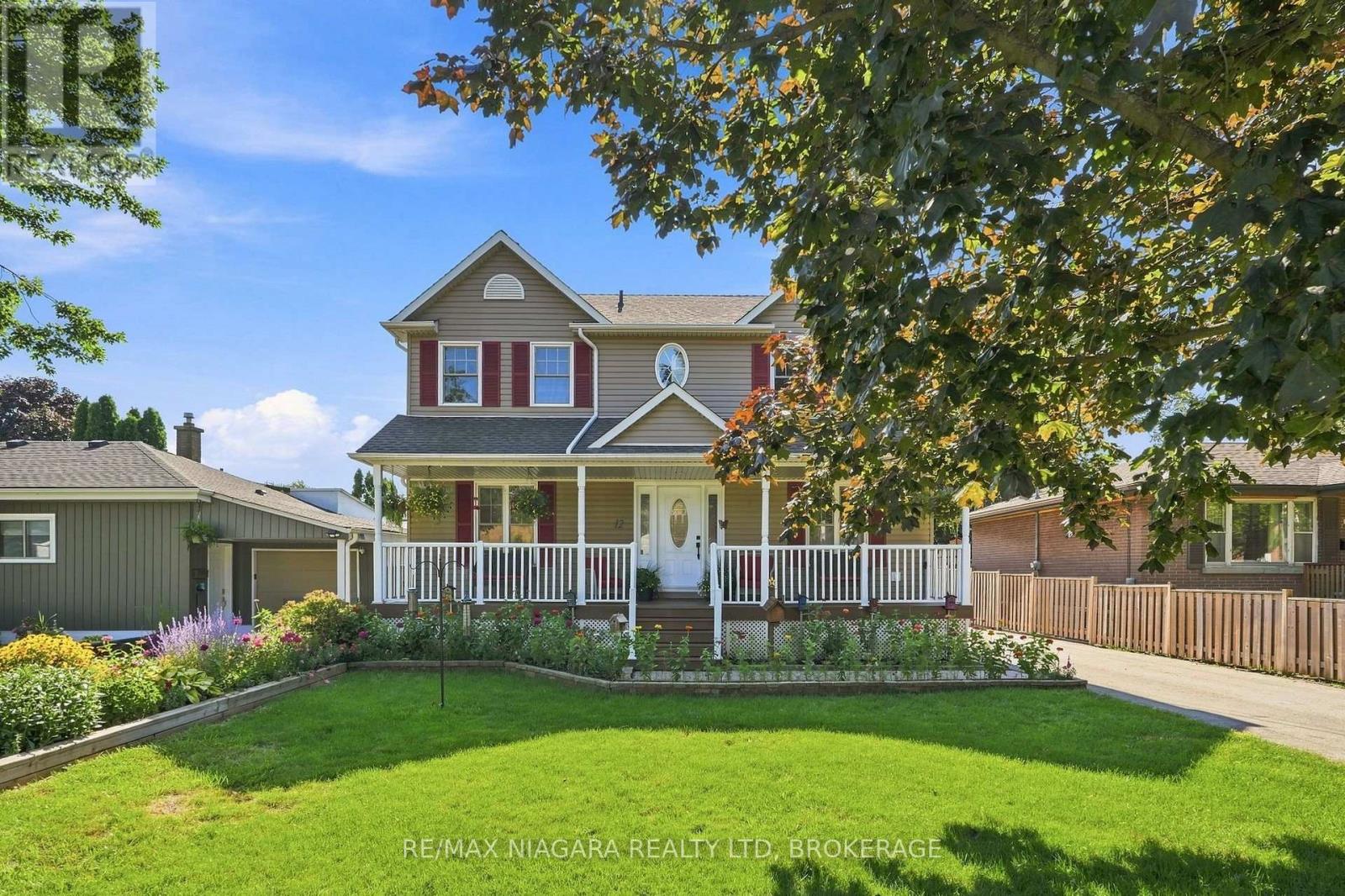 12 Lakeview Avenue, Grimsby, Ontario  L3M 3M1 - Photo 32 - X13656342