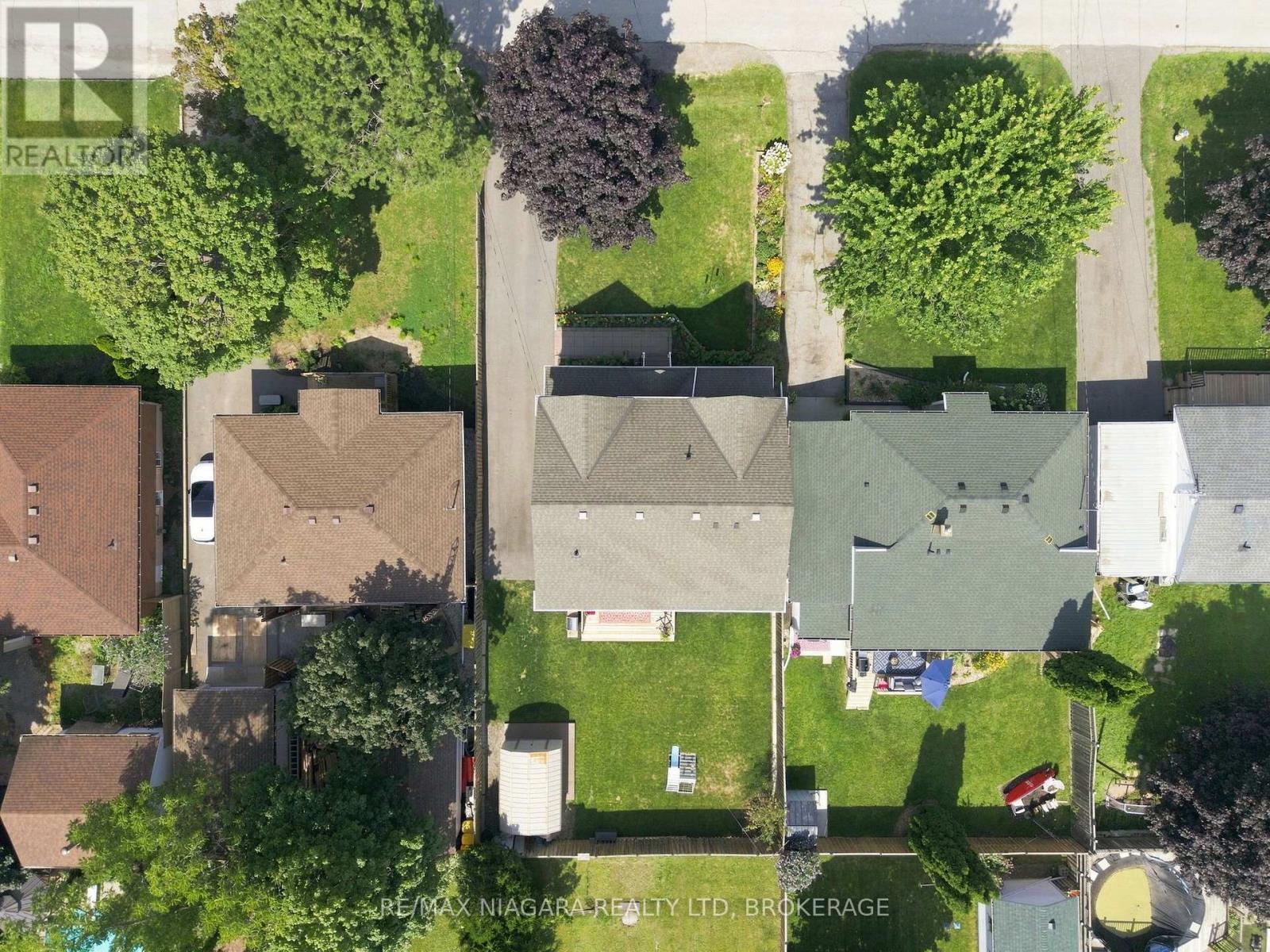 12 Lakeview Avenue, Grimsby, Ontario  L3M 3M1 - Photo 40 - X13656342