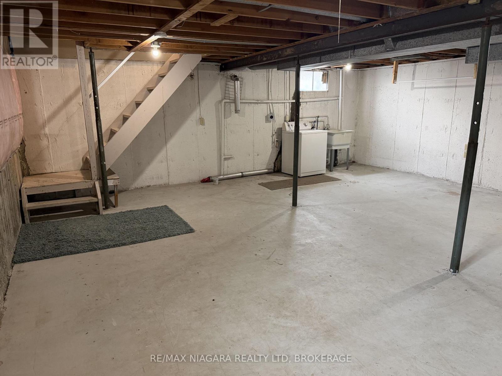 1 - 21 Woodlawn Road, Welland, Ontario  L3C 5Y7 - Photo 10 - X13656568