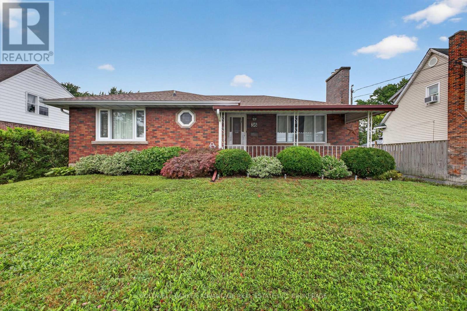 36 Third Street, Welland, Ontario  L3B 4W4 - Photo 3 - X13656822