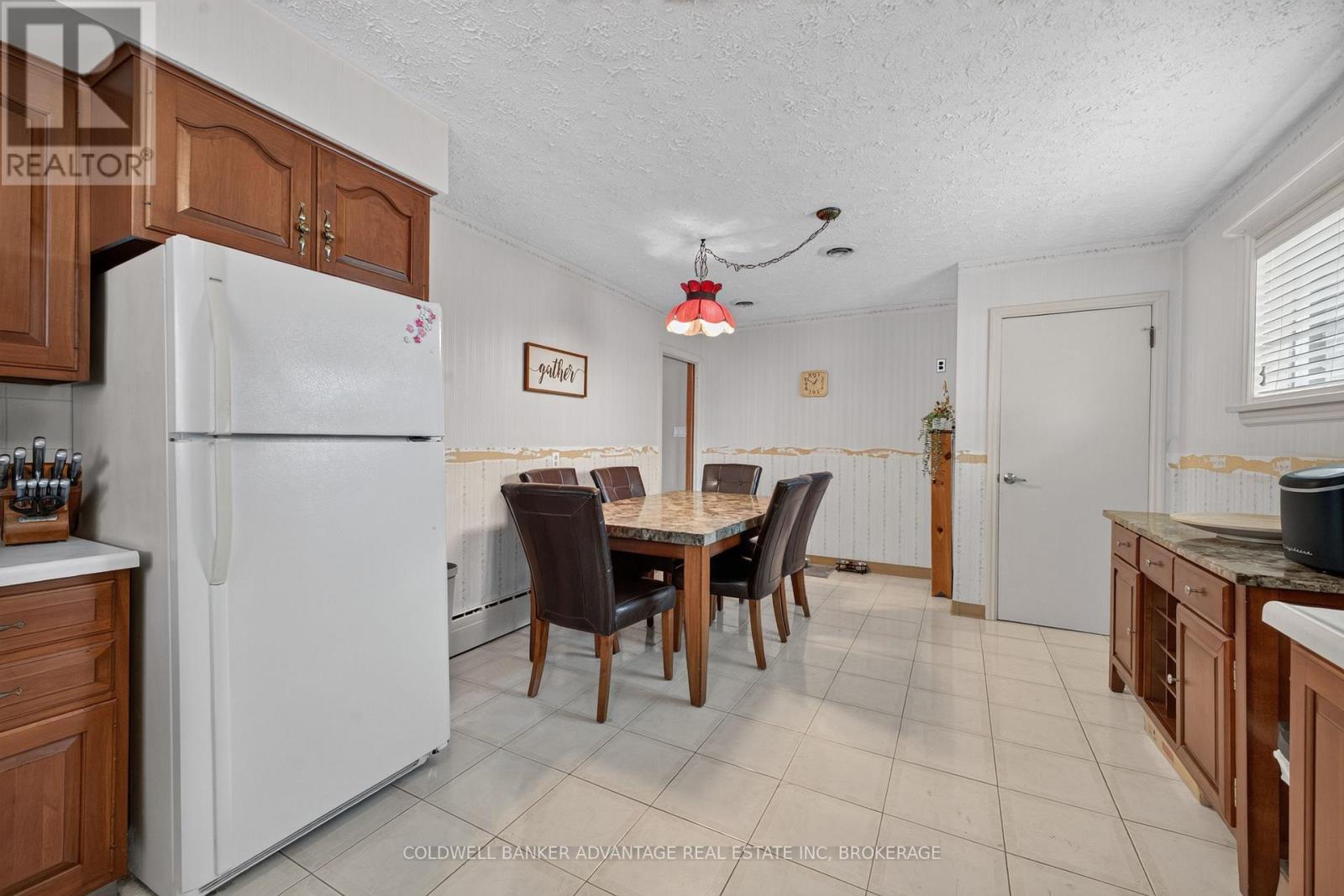 36 Third Street, Welland, Ontario  L3B 4W4 - Photo 6 - X13656822