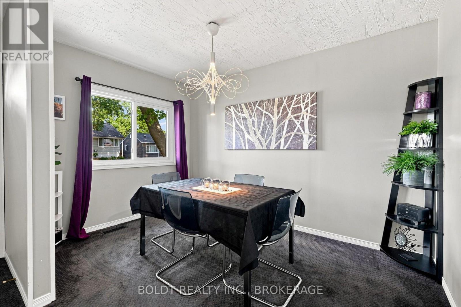 16 Longfellow Avenue, St. Catharines, Ontario  L2R 6N5 - Photo 8 - X13657400