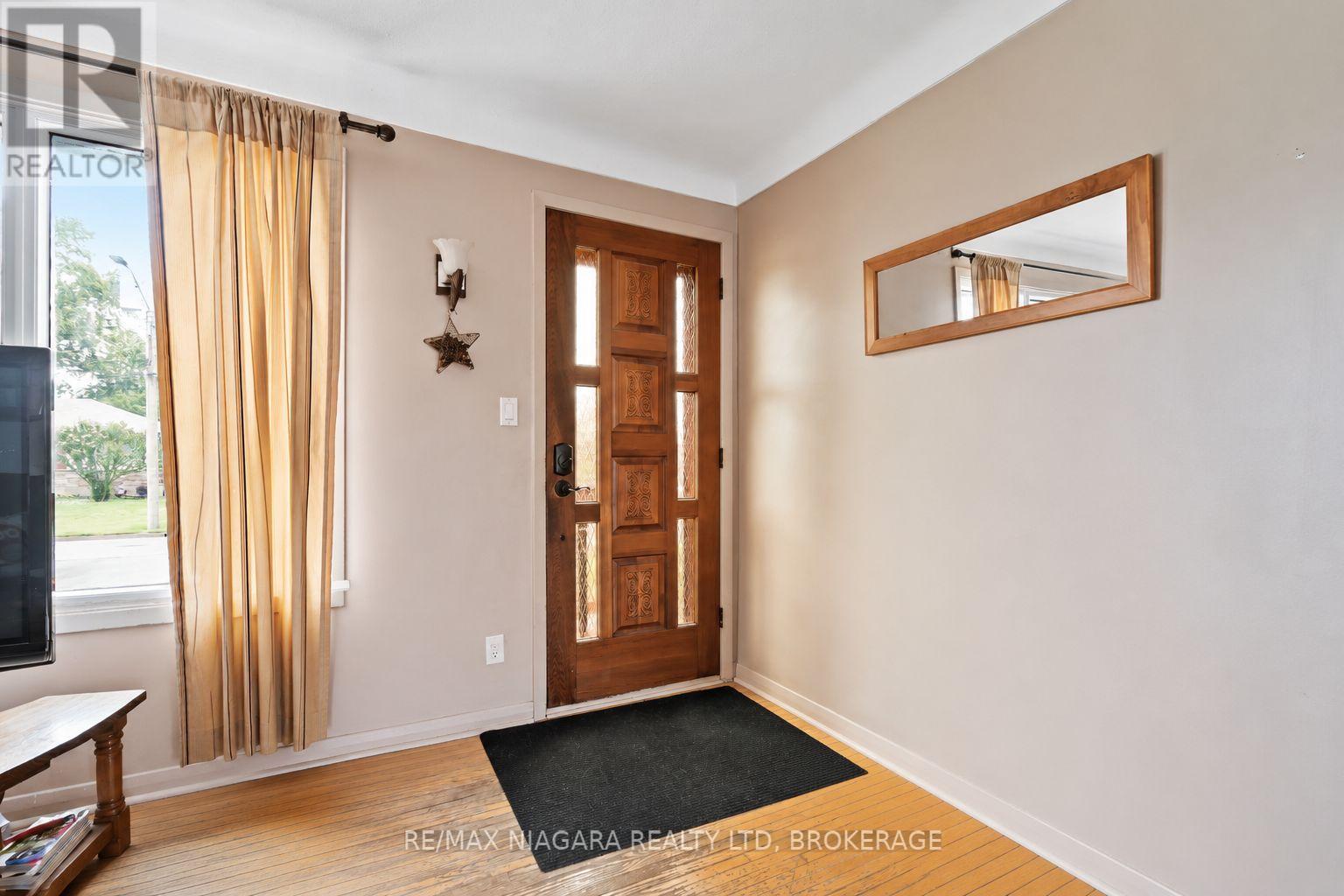 220 Cutress Avenue, Welland, Ontario  L3C 2P8 - Photo 3 - X13657550