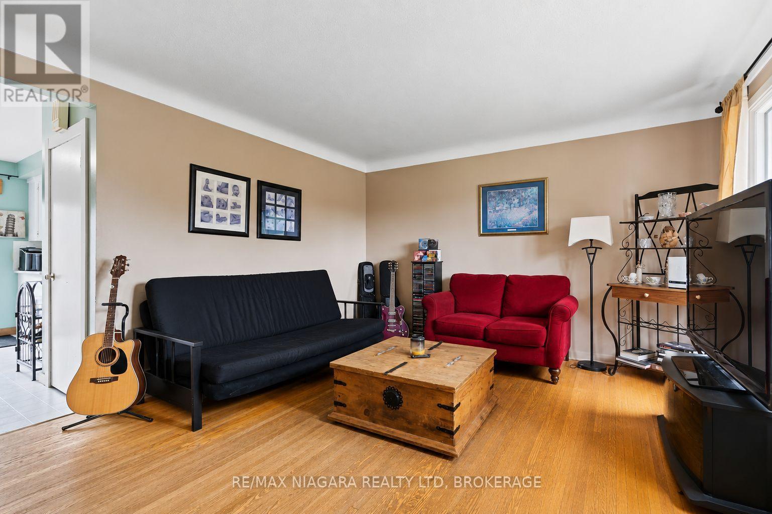 220 Cutress Avenue, Welland, Ontario  L3C 2P8 - Photo 5 - X13657550