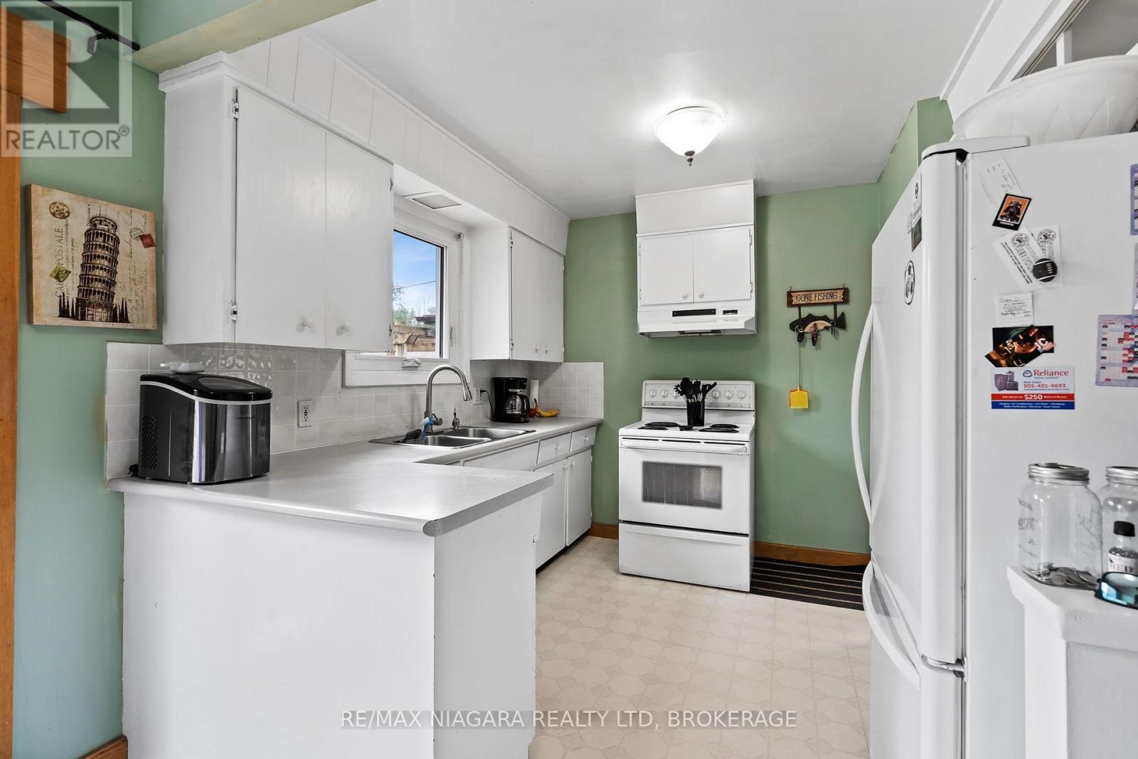 220 Cutress Avenue, Welland, Ontario  L3C 2P8 - Photo 6 - X13657550
