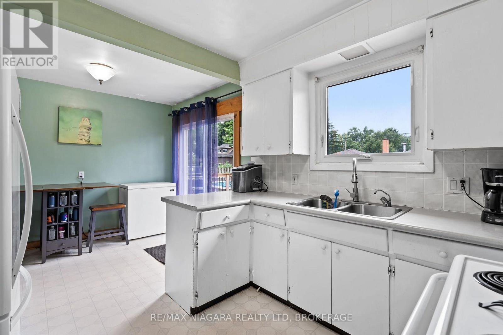 220 Cutress Avenue, Welland, Ontario  L3C 2P8 - Photo 8 - X13657550