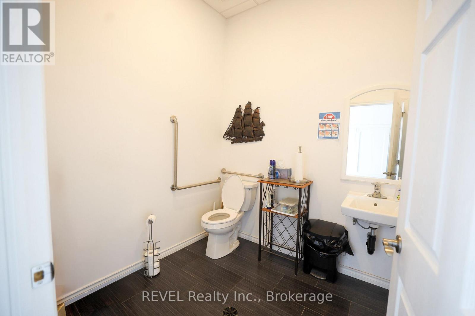 5 - 8685 Lundys Lane, Niagara Falls, Ontario  L2H 1H4 - Photo 8 - X13657566