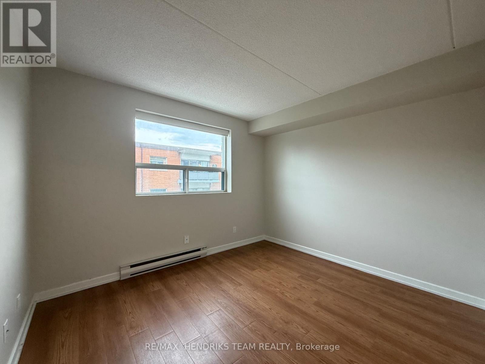 201 - 234 Oakdale Avenue, St. Catharines, Ontario  L2P 2K6 - Photo 7 - X13657820