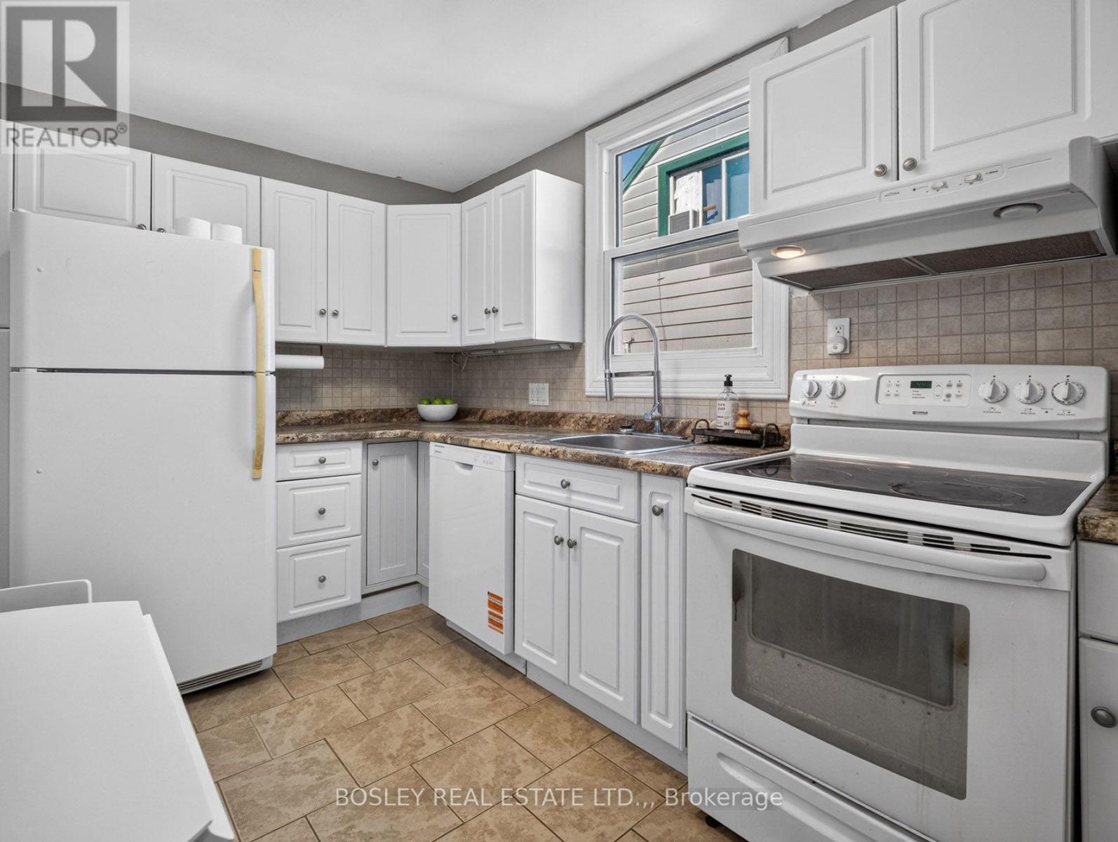 6168 Churchill Street, Niagara Falls, Ontario  L2G 2X3 - Photo 8 - X13658632