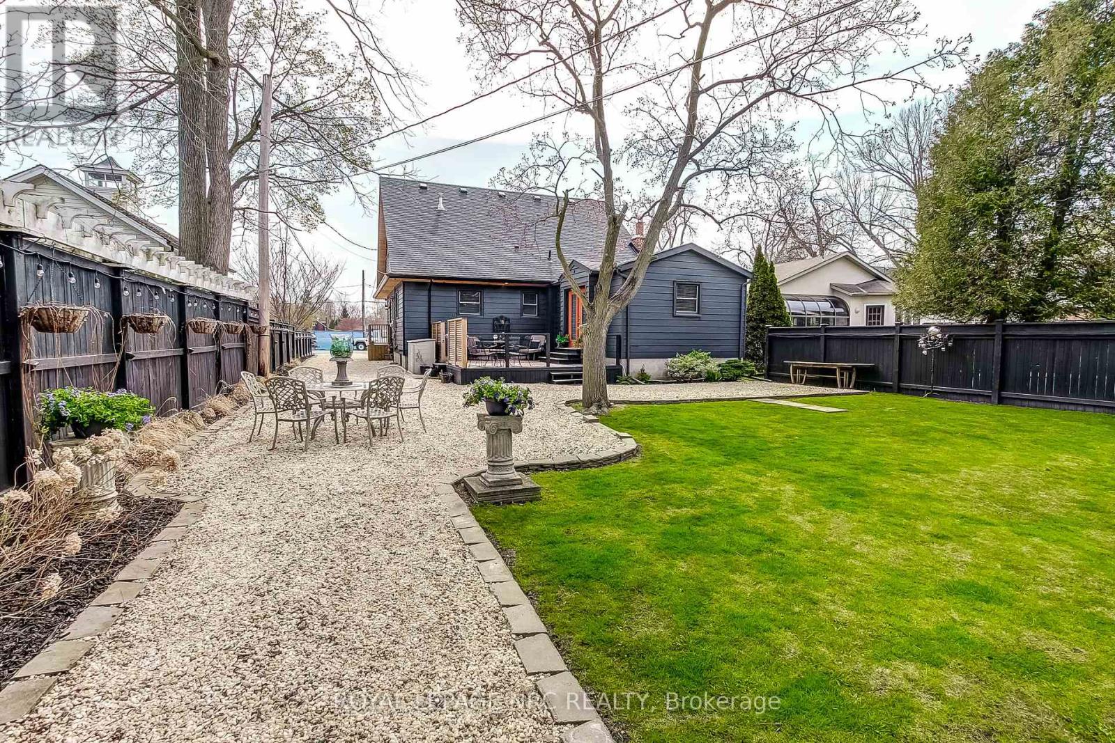 33 Gage Street, Niagara-On-The-Lake, Ontario  L0S 1J0 - Photo 33 - X13658674