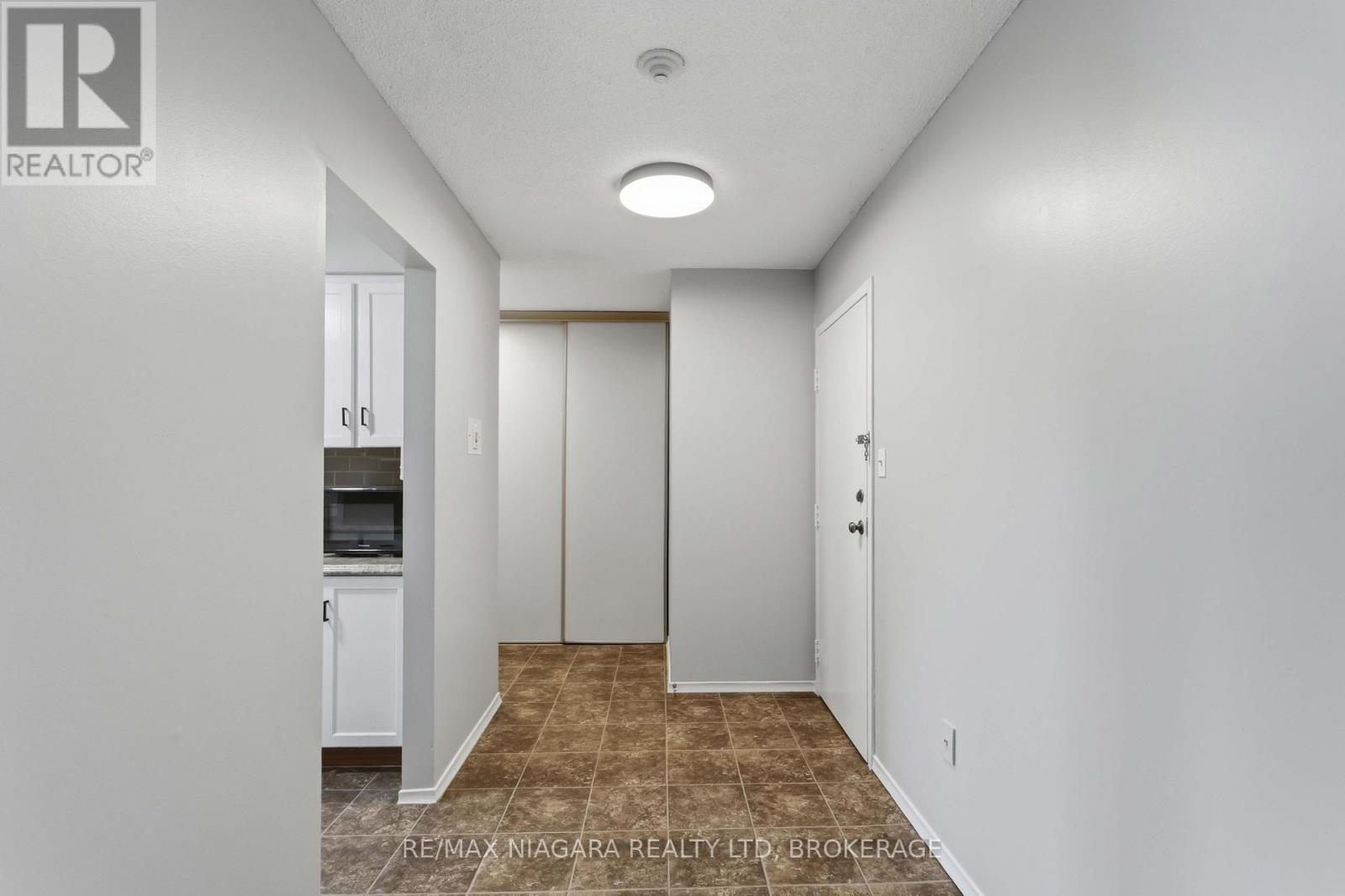313 - 4209 Hixon Street, Lincoln, Ontario  L3J 0K2 - Photo 5 - X13658848