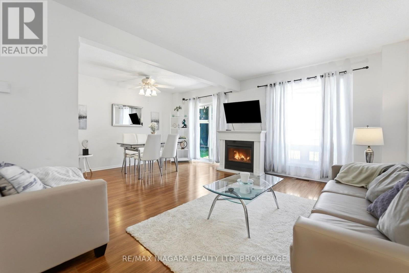5735 Deerbrook Street, Niagara Falls, Ontario  L2G 7V7 - Photo 3 - X13658876