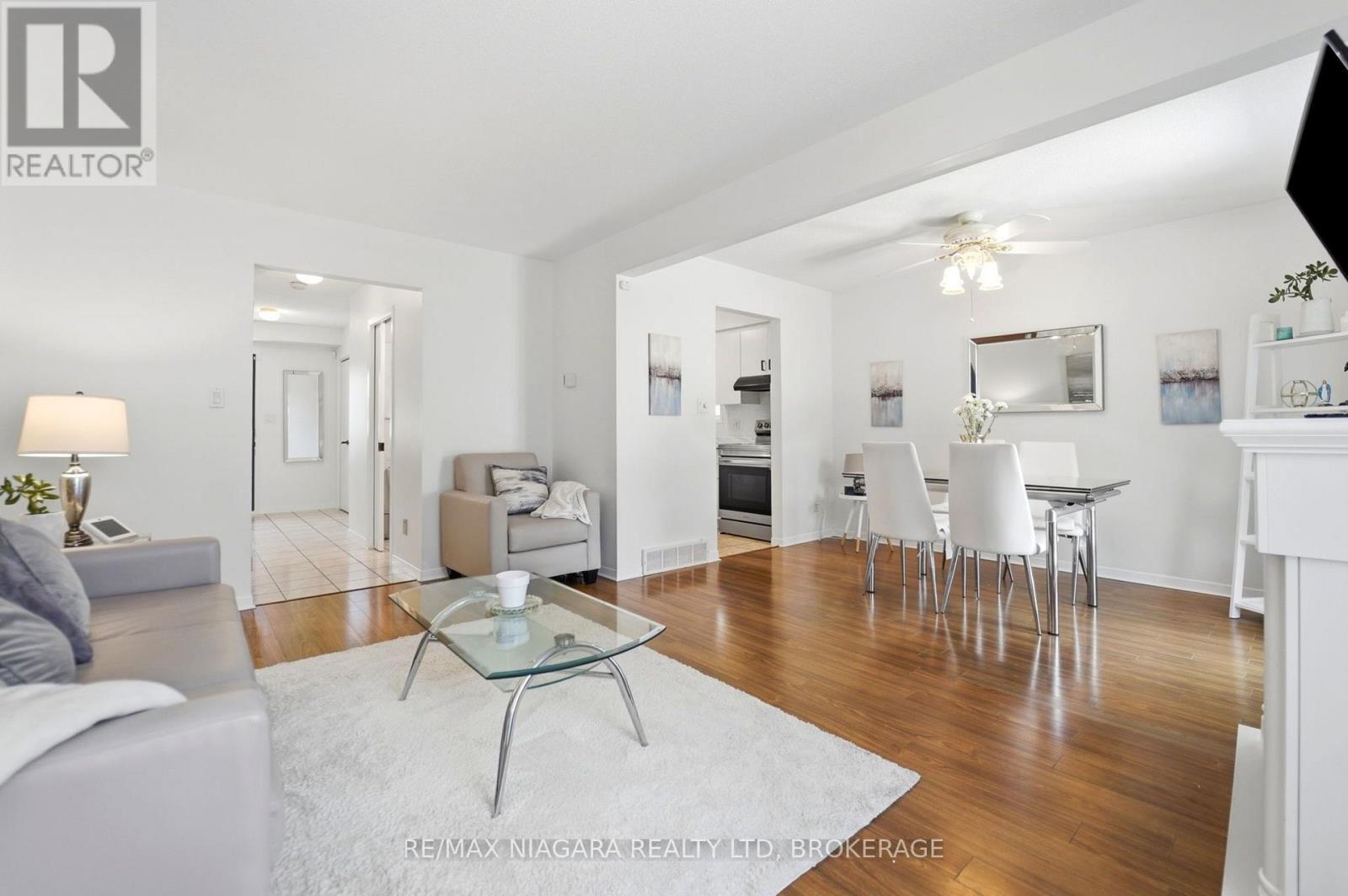 5735 Deerbrook Street, Niagara Falls, Ontario  L2G 7V7 - Photo 4 - X13658876
