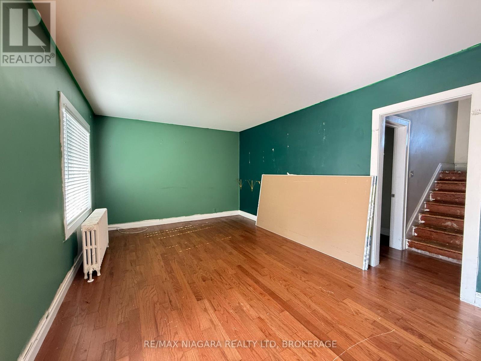 4218 Drummond Road, Niagara Falls, Ontario  L2E 6B9 - Photo 3 - X13658898