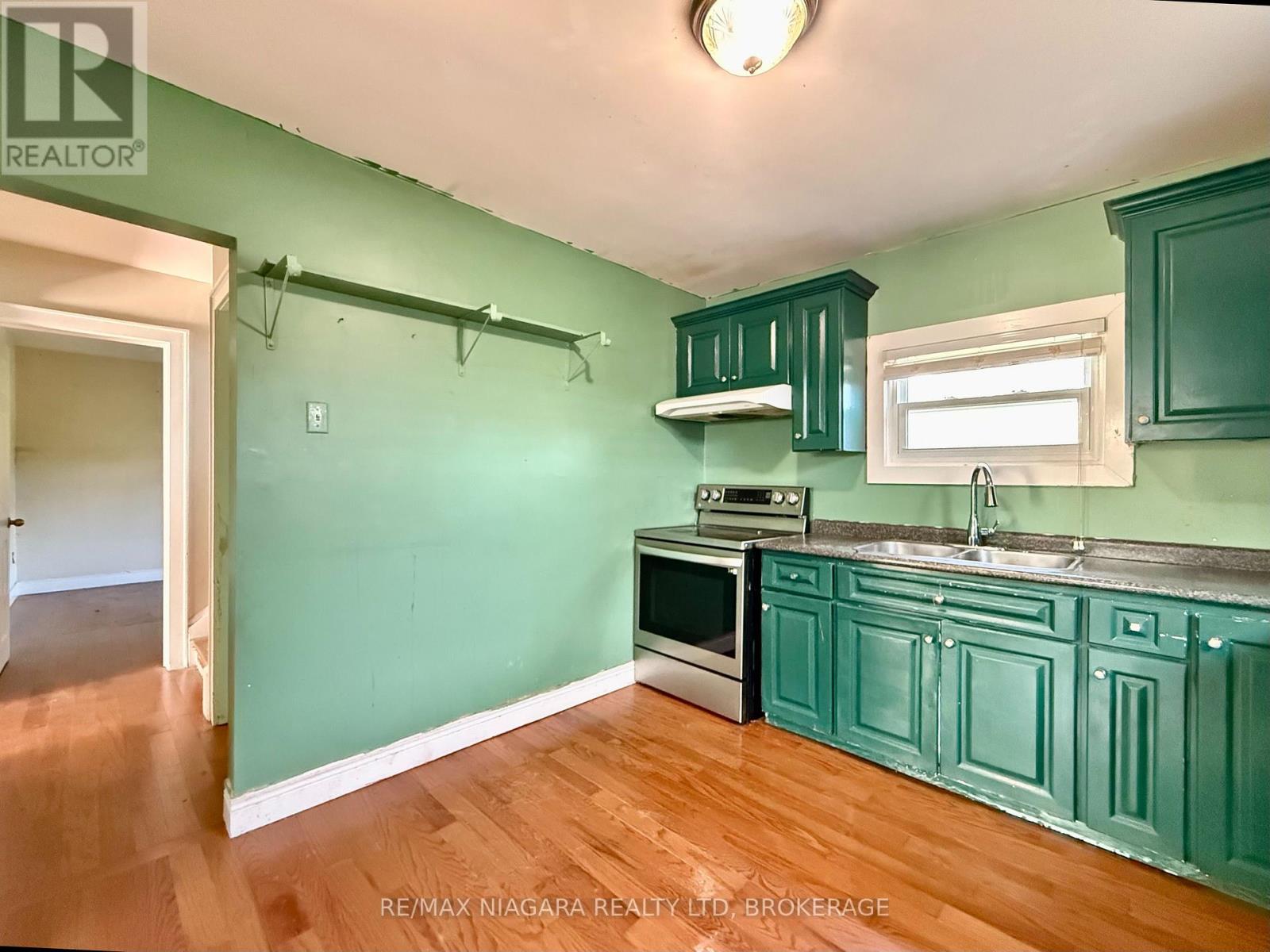 4218 Drummond Road, Niagara Falls, Ontario  L2E 6B9 - Photo 5 - X13658898