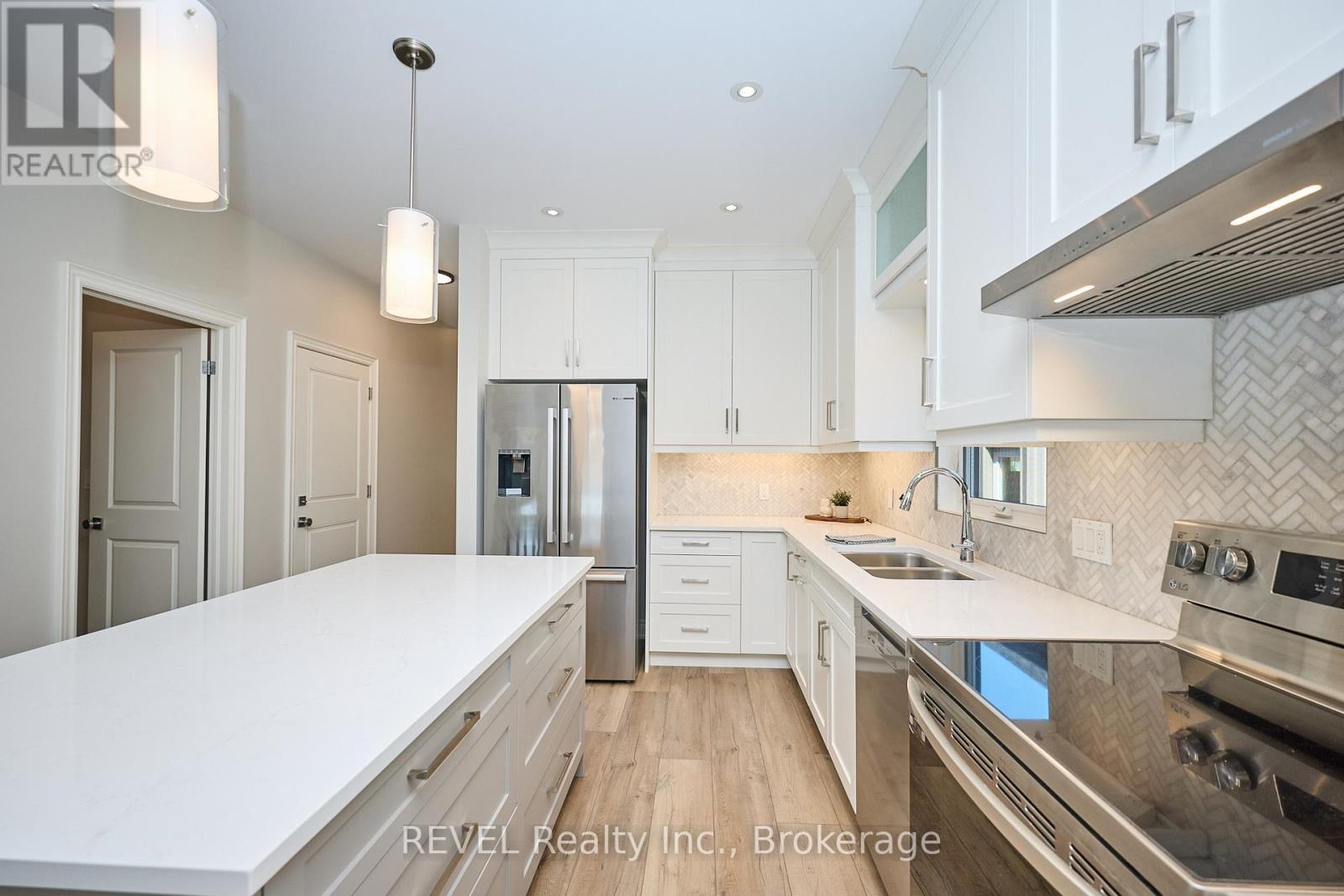 99 Homestead Drive, Niagara-On-The-Lake, Ontario  L0S 1J0 - Photo 10 - X13659086