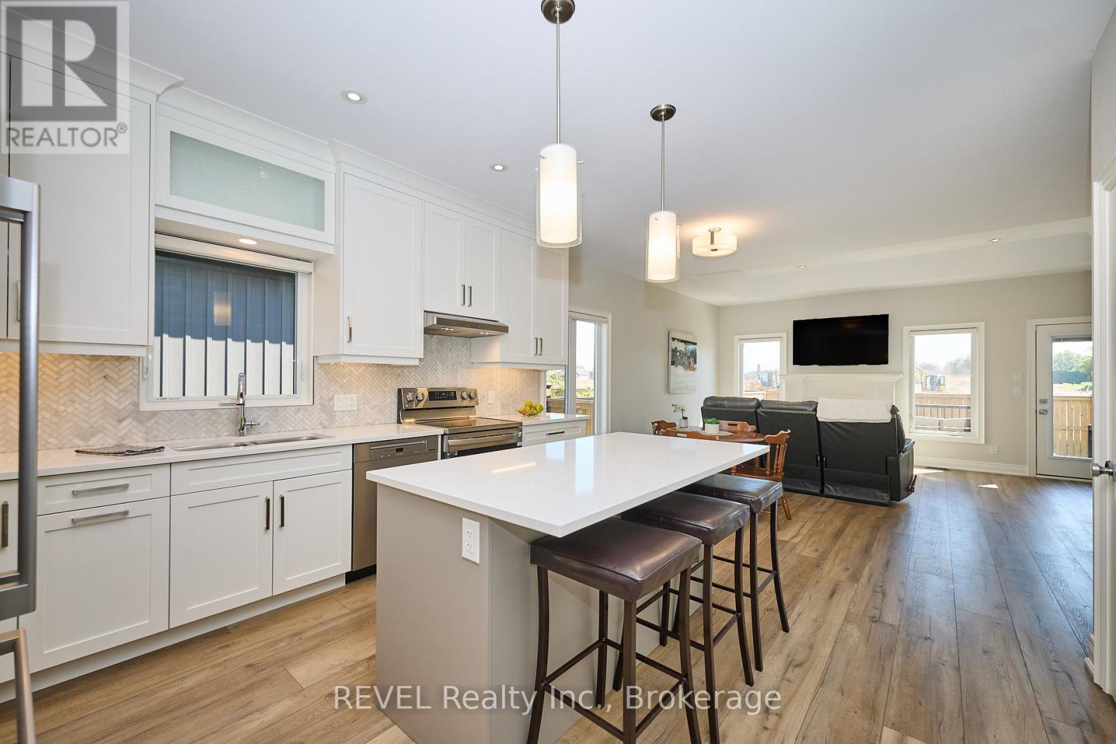 99 Homestead Drive, Niagara-On-The-Lake, Ontario  L0S 1J0 - Photo 7 - X13659086