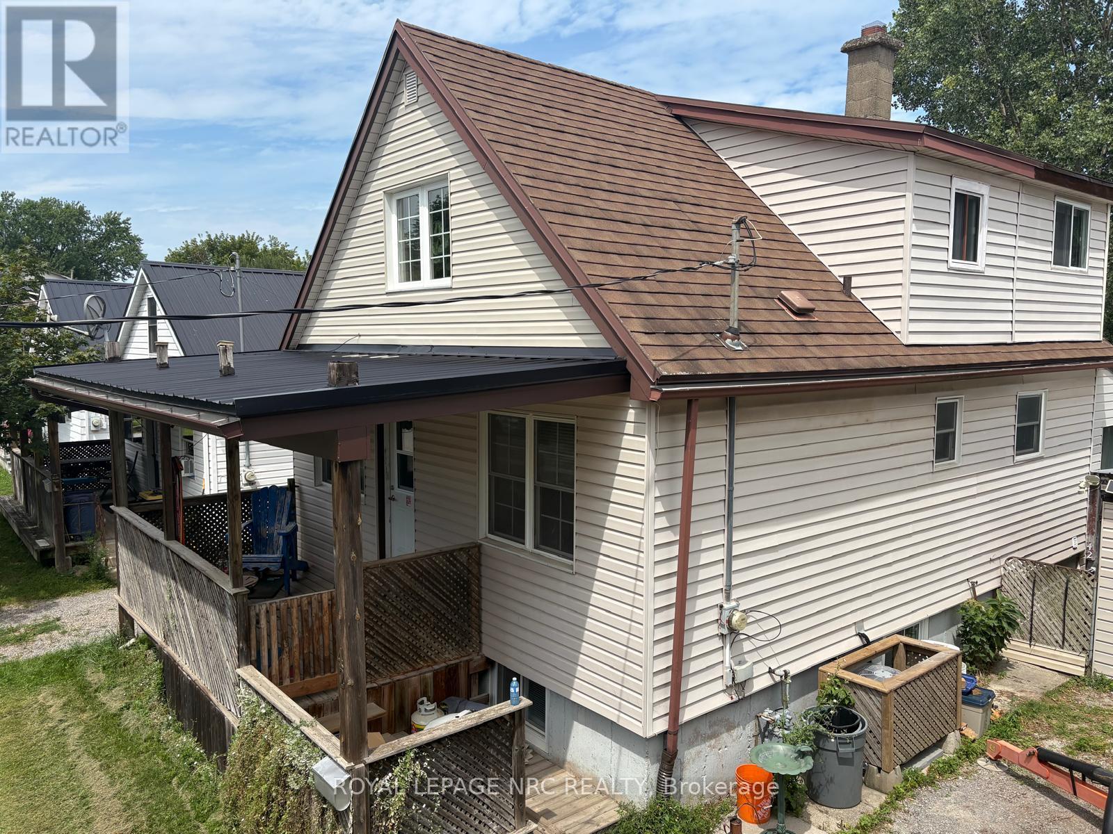 42 CUMMING STREET, St. Catharines, Ontario