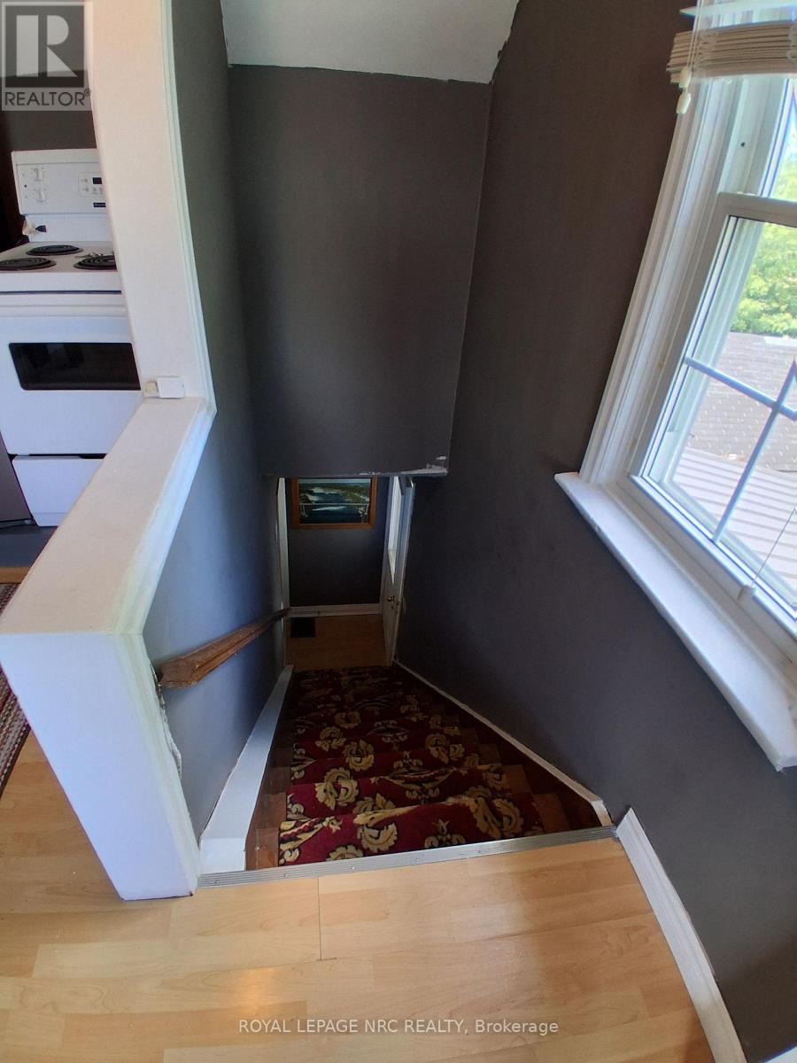 42 Cumming Street, St. Catharines, Ontario  L2S 1H9 - Photo 7 - X13659544