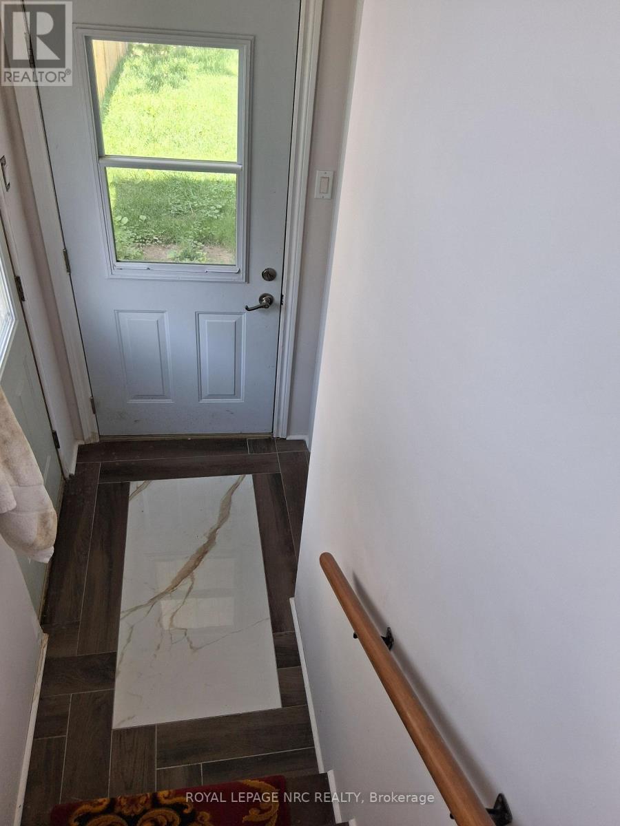 42 Cumming Street, St. Catharines, Ontario  L2S 1H9 - Photo 8 - X13659544
