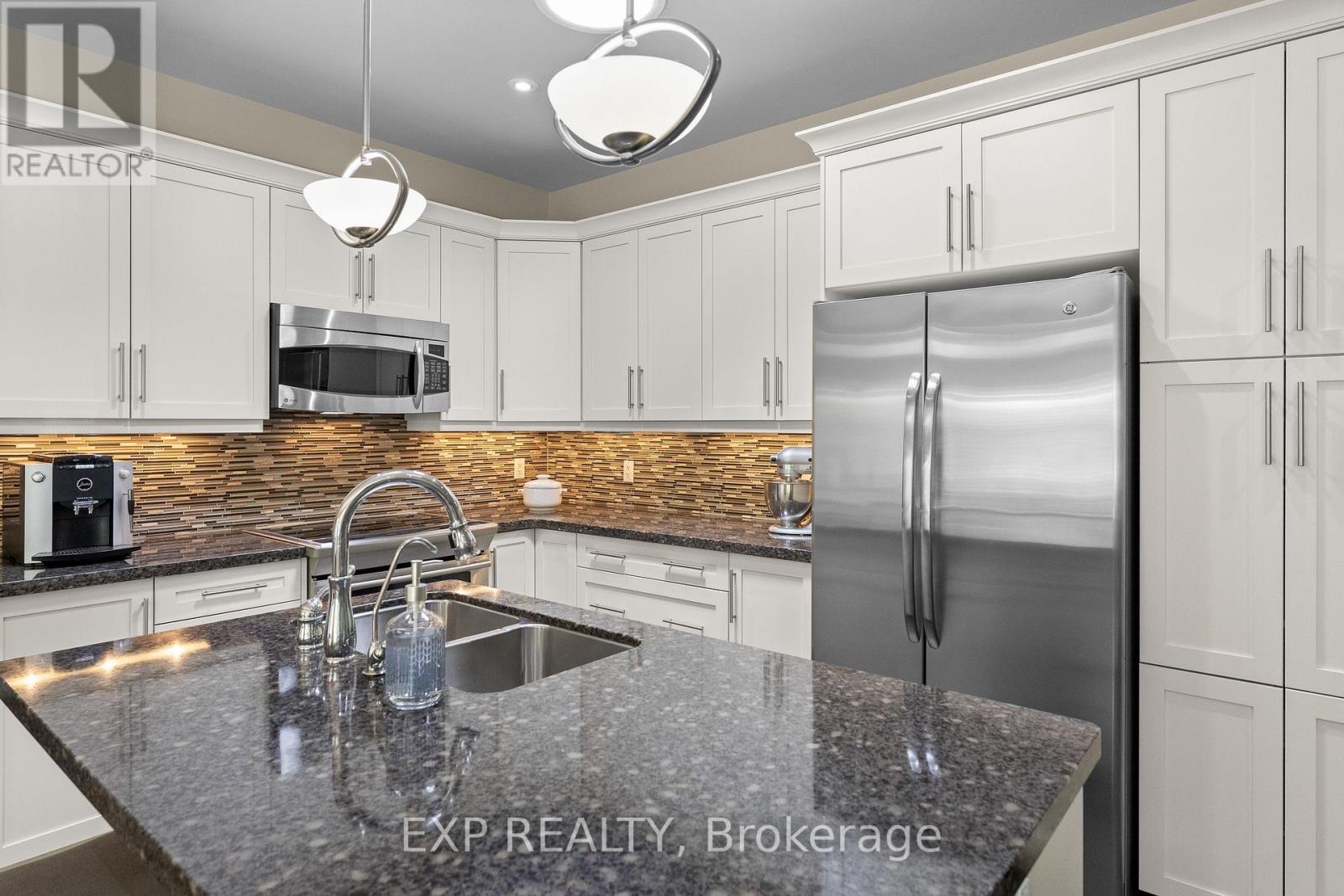 6 Creekside Drive, Niagara-On-The-Lake, Ontario  L0S 1J0 - Photo 13 - X13660862