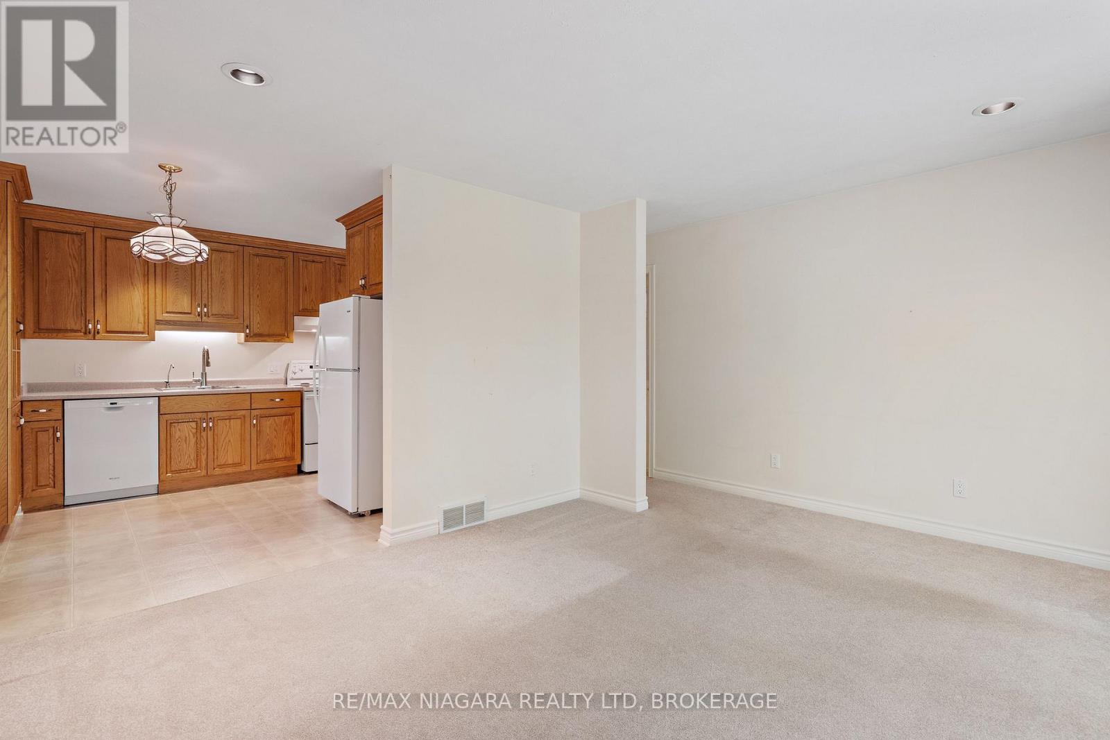 3908 Carolynn Court, Lincoln, Ontario  L0R 2C0 - Photo 44 - X13661110