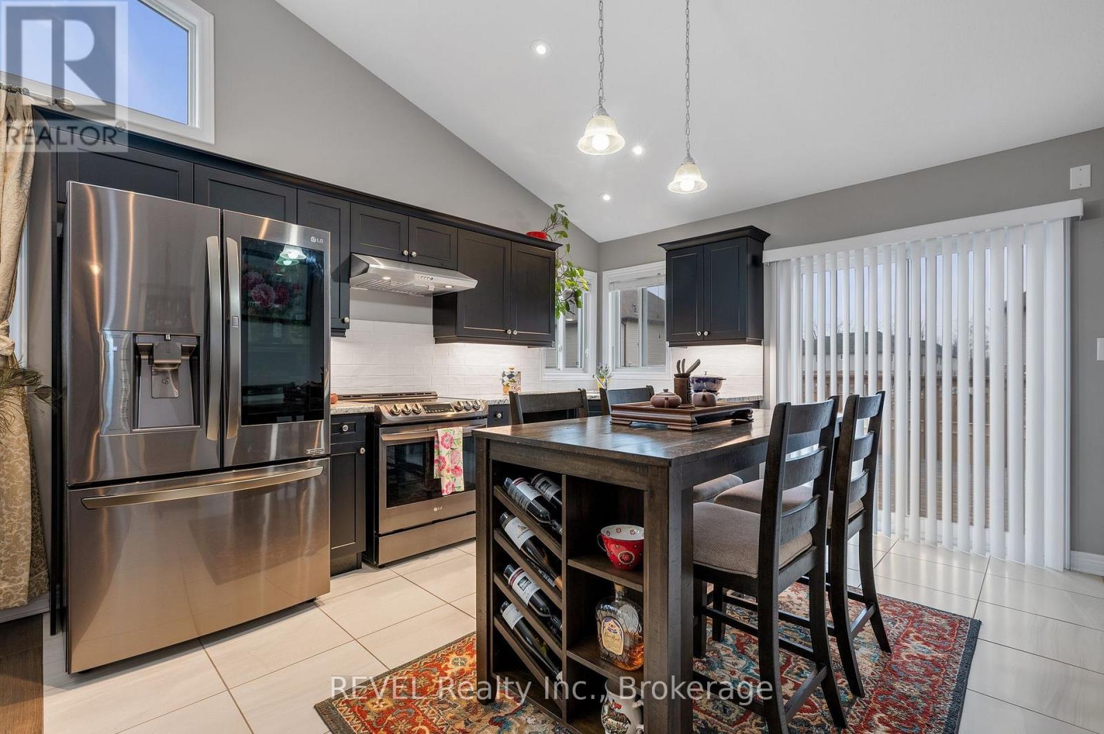 7833 Oldfield Road, Niagara Falls, Ontario  L2G 0A8 - Photo 5 - X13661876