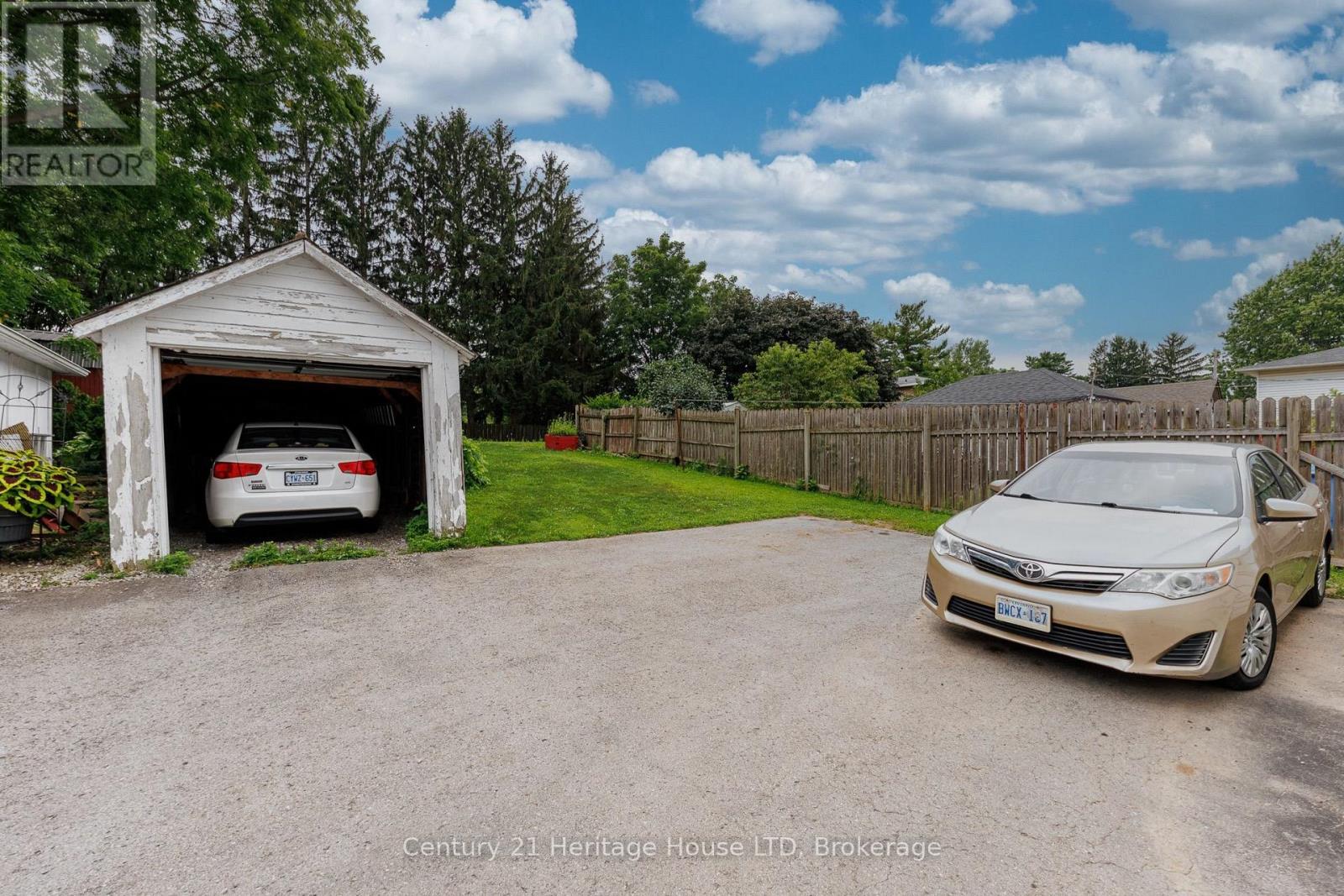 182 Bertie Street, Fort Erie, Ontario  L2A 1Z1 - Photo 6 - X13663774