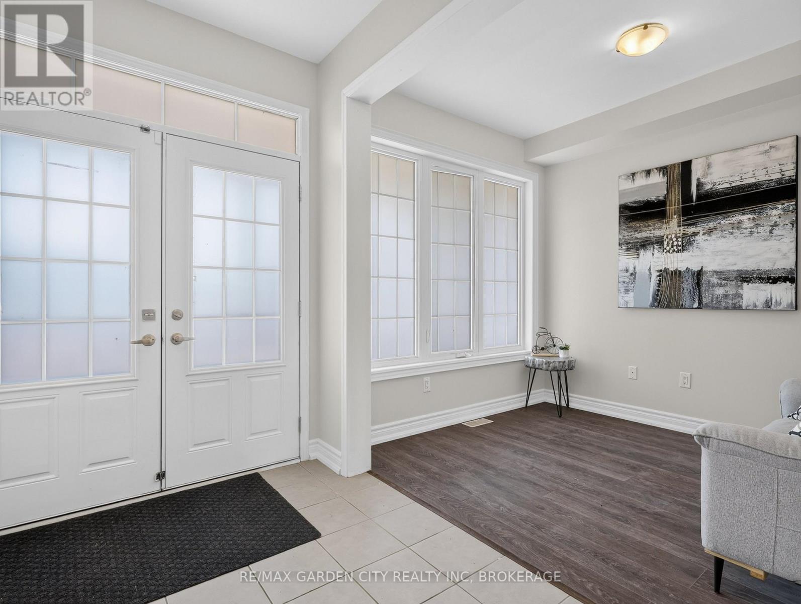 7568 Tupelo Crescent, Niagara Falls, Ontario  L2H 3S5 - Photo 9 - X13663818