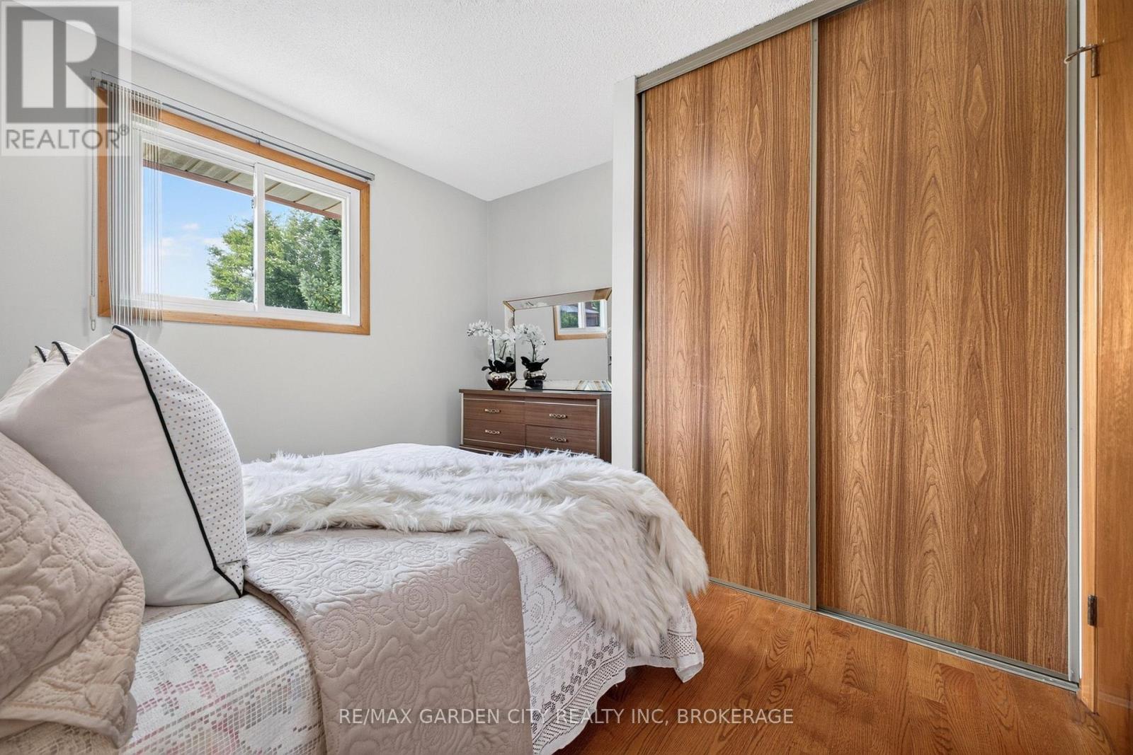 145 Adis Avenue, Hamilton, Ontario  L9C 6T9 - Photo 21 - X13663904