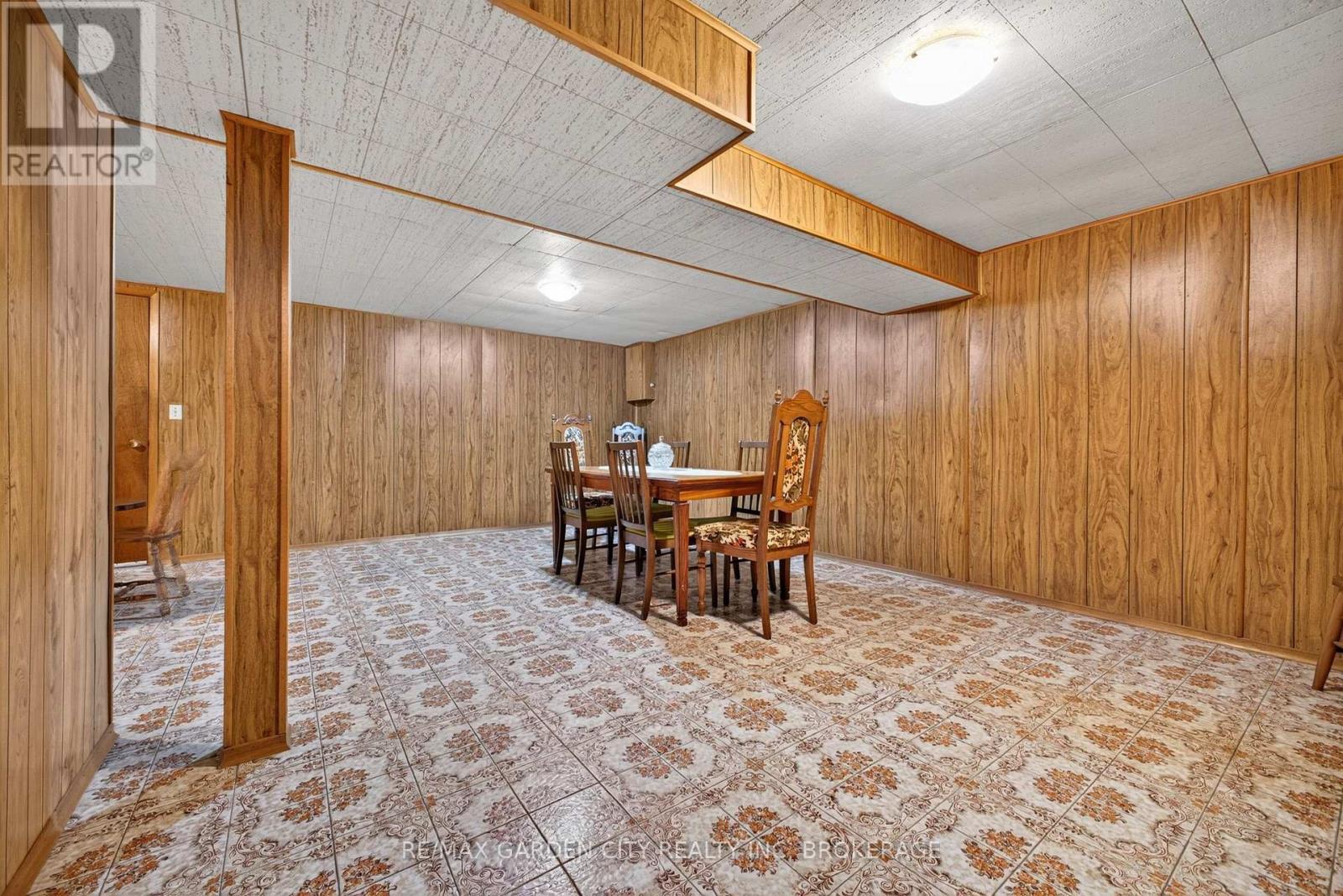 145 Adis Avenue, Hamilton, Ontario  L9C 6T9 - Photo 33 - X13663904
