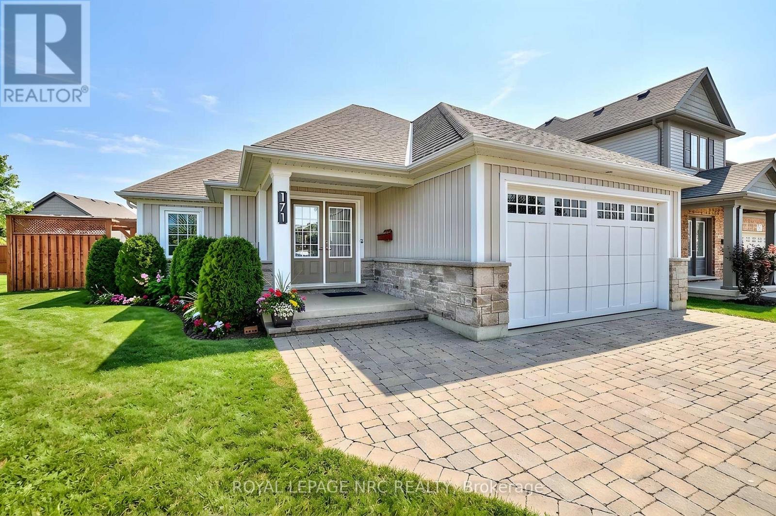 171 CLASSIC AVENUE, Welland, Ontario