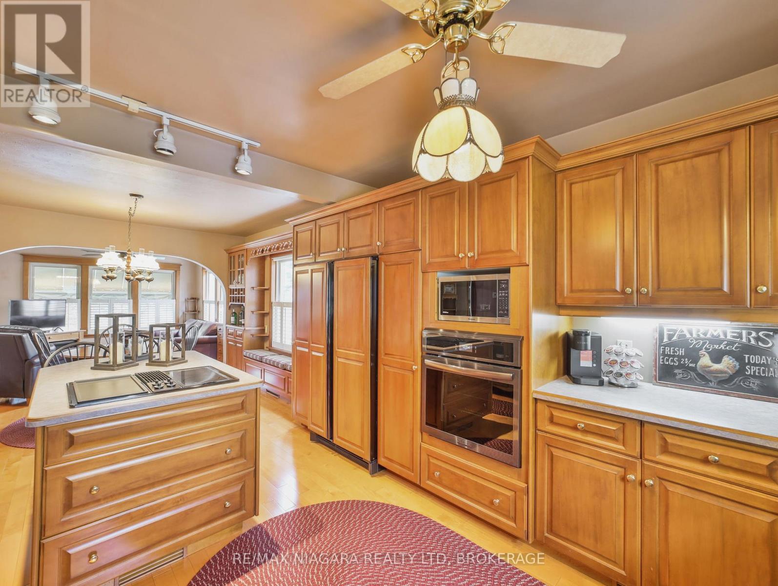 5079 Armoury Street, Niagara Falls, Ontario  L2E 1T3 - Photo 10 - X13664124