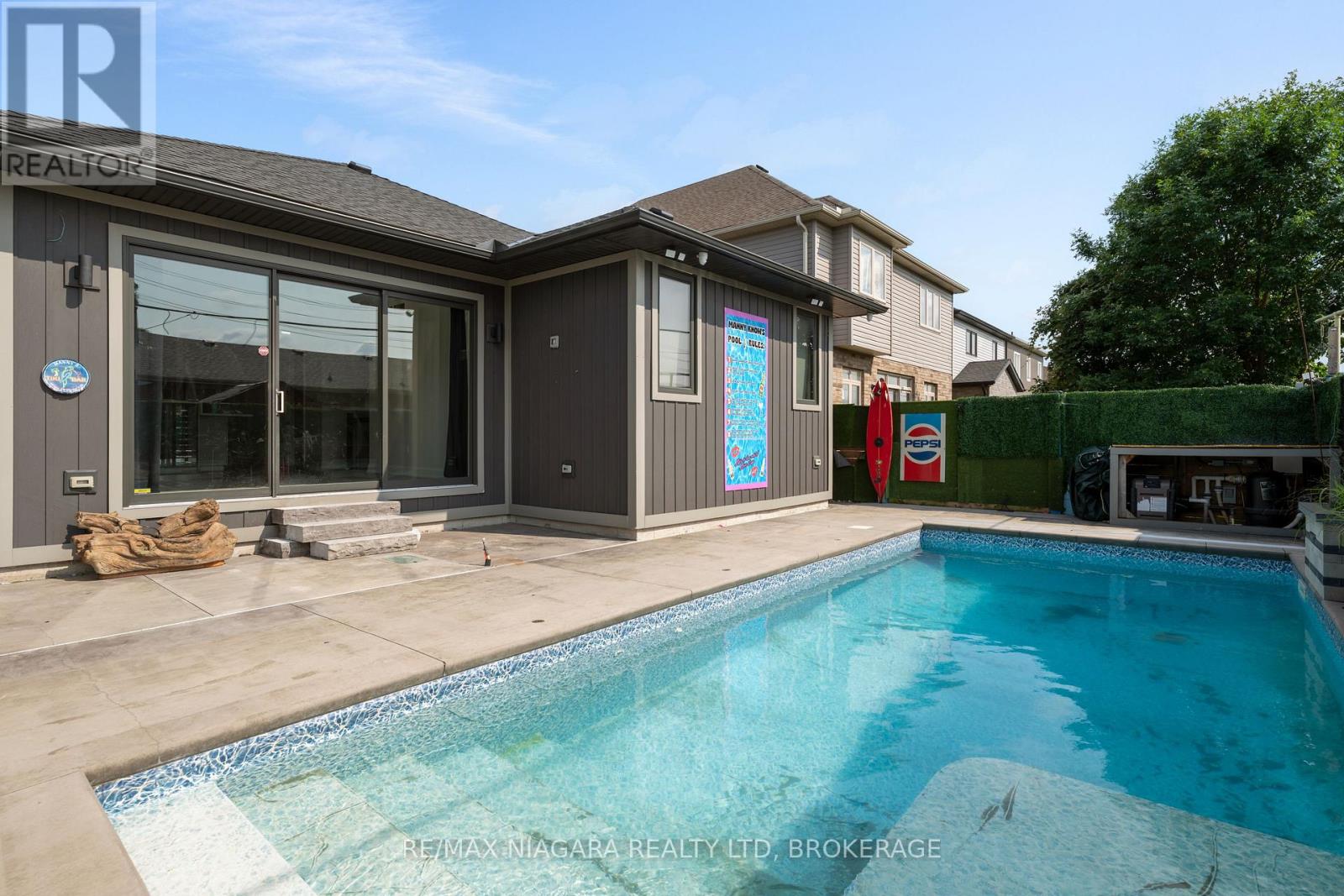 31 Berkshire Drive, St. Catharines, Ontario  L2M 0C2 - Photo 7 - X13664696