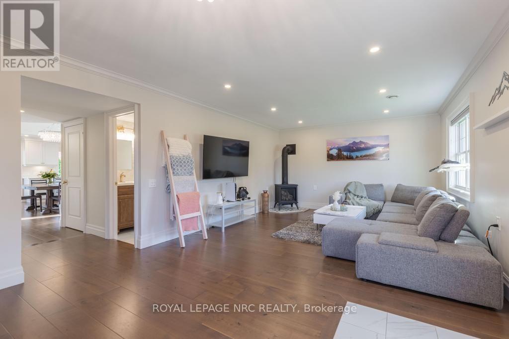 2a Dixie Road, St. Catharines, Ontario  L2N 2A8 - Photo 10 - X13664810