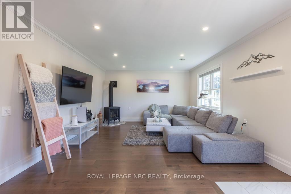2a Dixie Road, St. Catharines, Ontario  L2N 2A8 - Photo 8 - X13664810