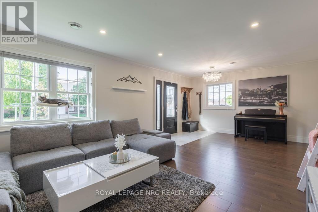2a Dixie Road, St. Catharines, Ontario  L2N 2A8 - Photo 9 - X13664810