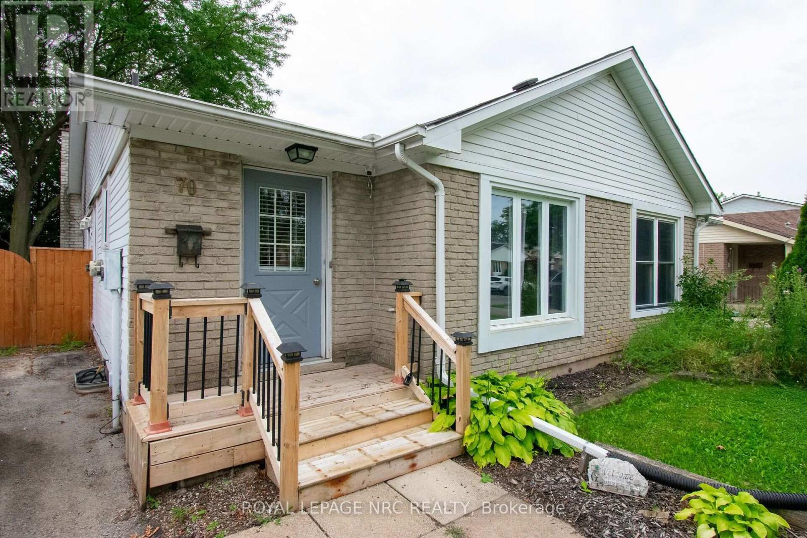 70 Oxford Street, St. Catharines, Ontario  L2P 3T6 - Photo 2 - X13665362
