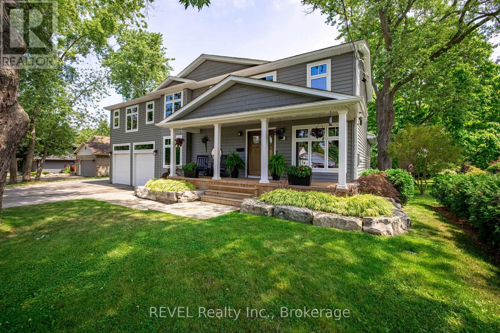 74 MONTGOMERY ROAD, Welland, Ontario