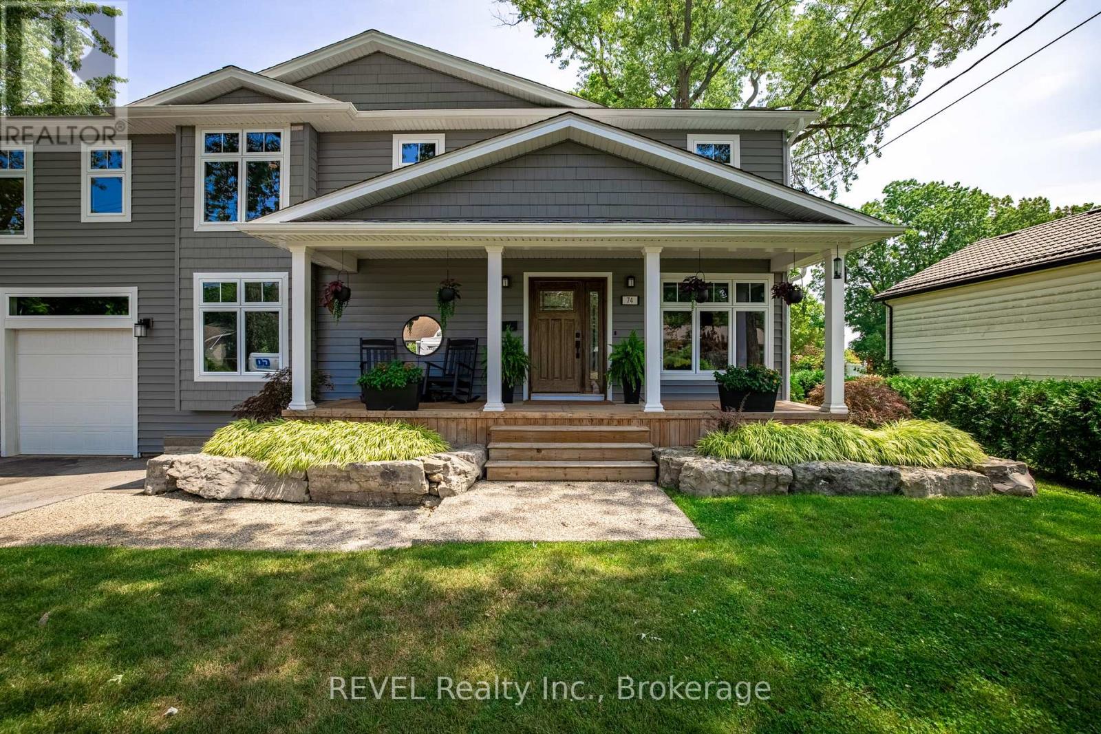 74 Montgomery Road, Welland, Ontario  L3C 2Y3 - Photo 3 - X13665366