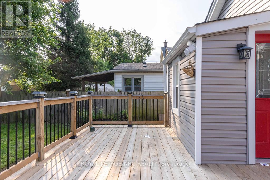 21 Trapnell Street, St. Catharines, Ontario  L2R 1B1 - Photo 17 - X13666034