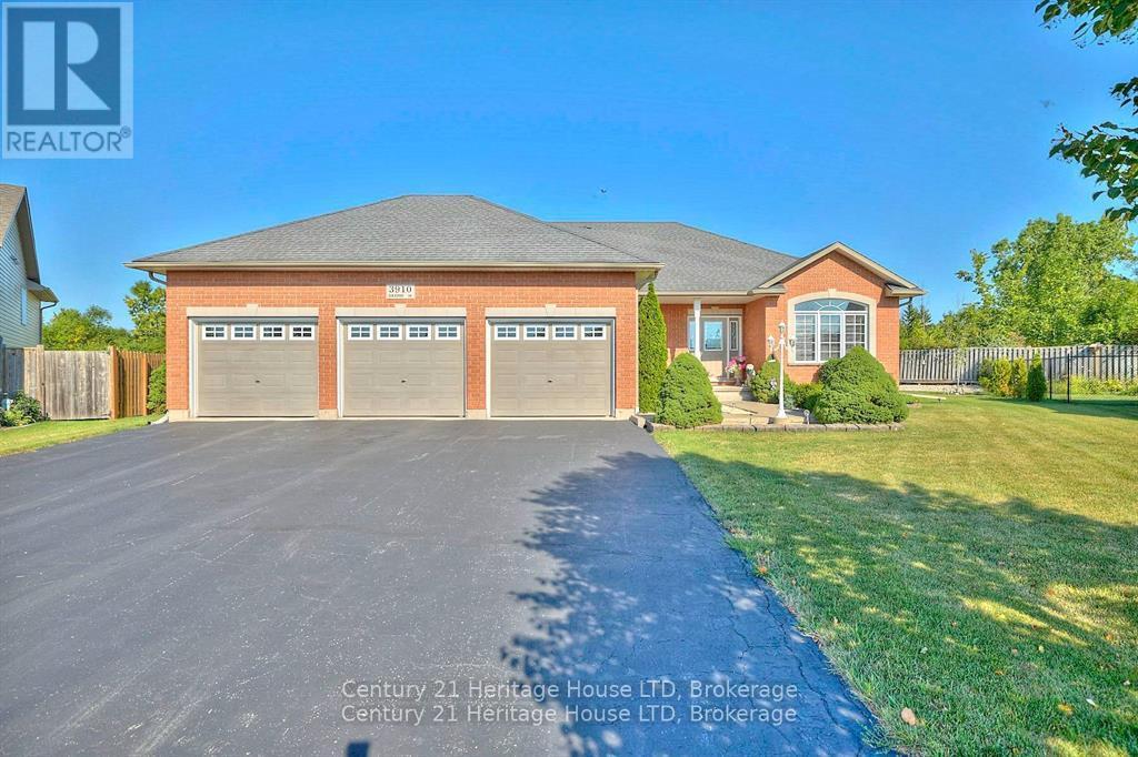 3910 CHRISTINA COURT, Fort Erie, Ontario