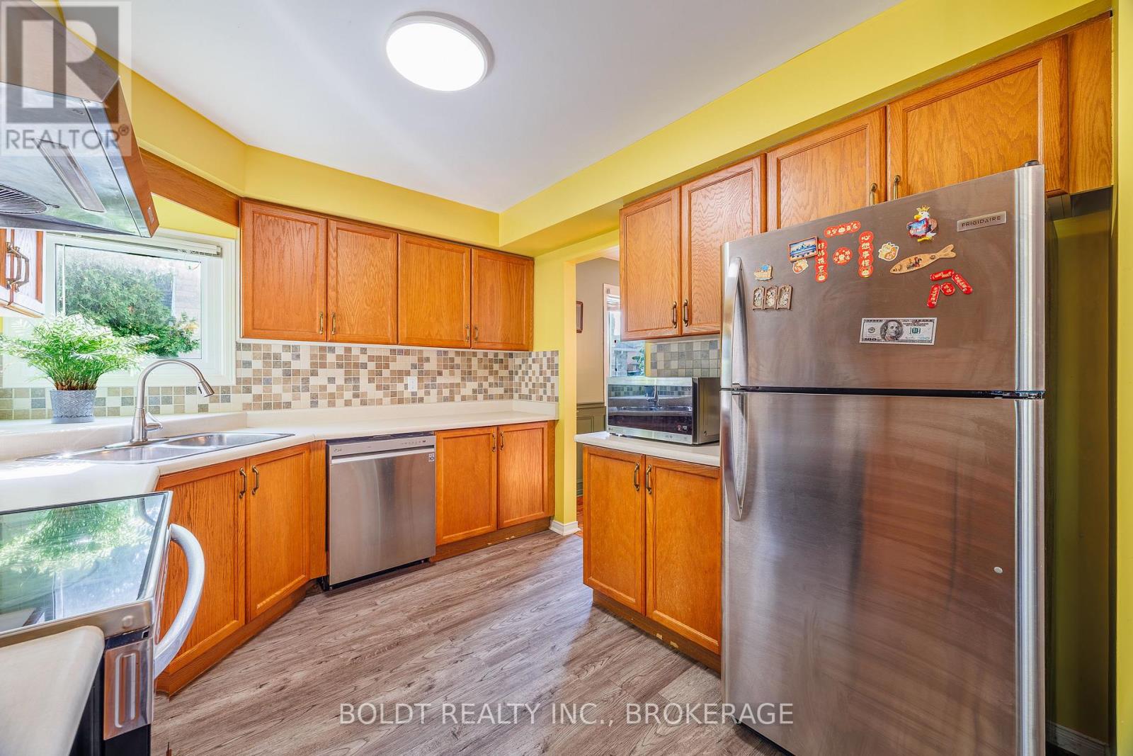 64 Carmine Crescent, St. Catharines, Ontario  L2S 3M2 - Photo 10 - X13666434