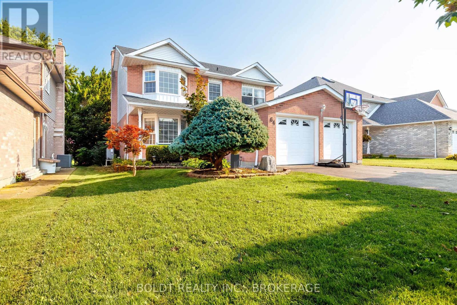 64 CARMINE CRESCENT, St. Catharines, Ontario