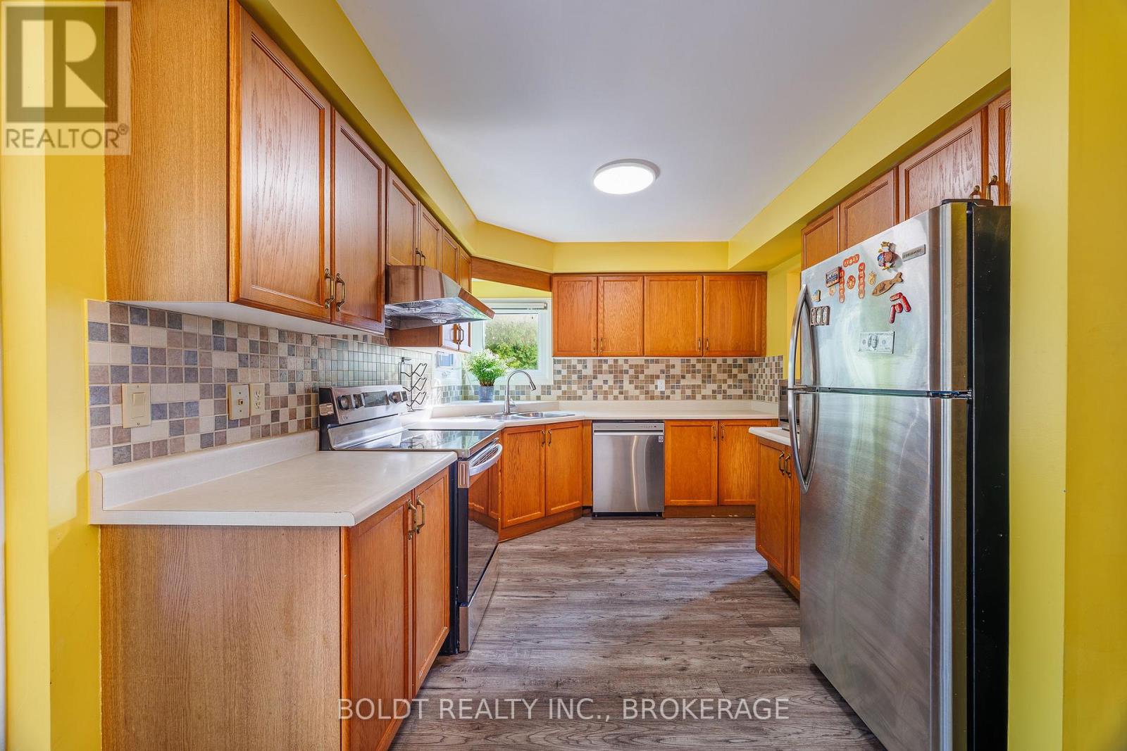 64 Carmine Crescent, St. Catharines, Ontario  L2S 3M2 - Photo 10 - X13666586