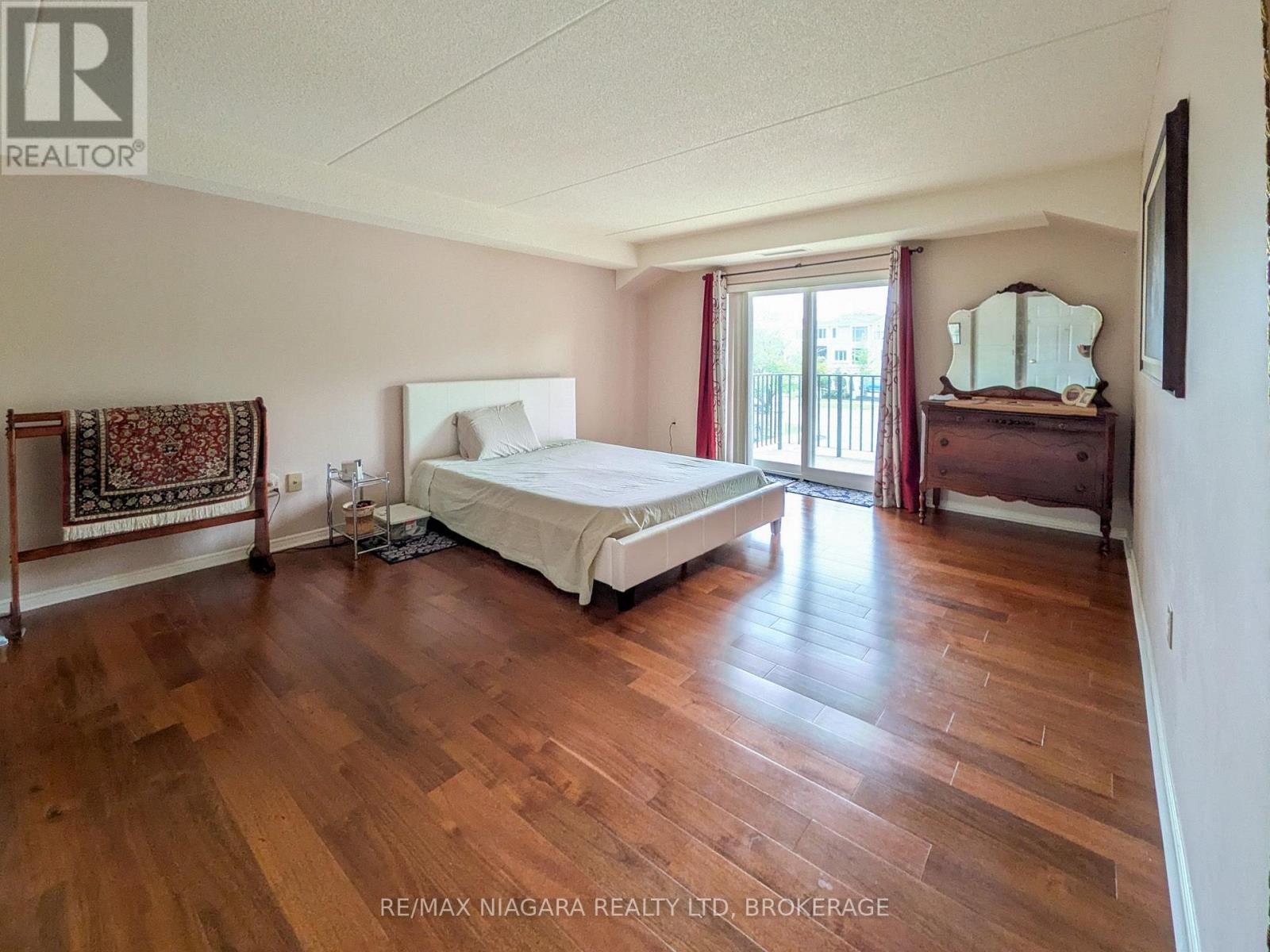 203 - 6704 Thorold Stone Road, Niagara Falls, Ontario  L2J 1B3 - Photo 11 - X13667012